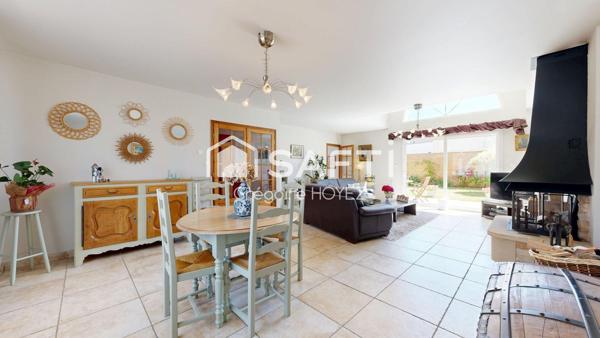 Maison de plain-pied avec garages et jardin – Wimereux centre