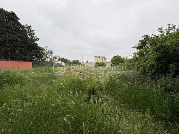 Terrain de 569 m²