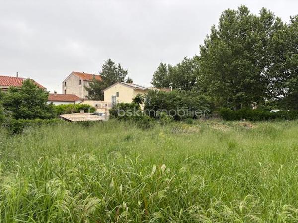 Terrain de 569 m²