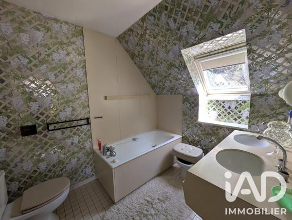 Maison à vendre 9 pièces 223 m² Gif-sur-Yvette