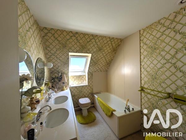 Maison à vendre 9 pièces 223 m² Gif-sur-Yvette