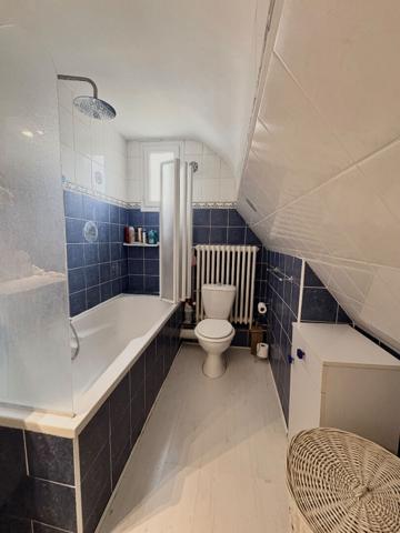 Maison 6 pièces 111 m2 proche gare 