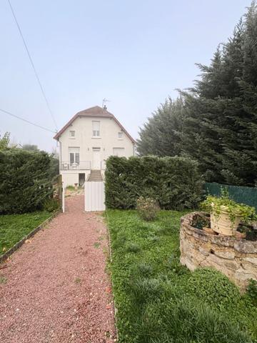 Maison 6 pièces 111 m2 proche gare 