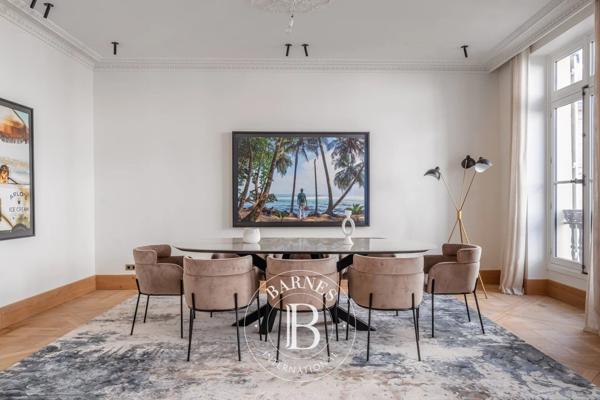 Paris 7ème, Appartement 3 Chambres -  177 m² à vendre