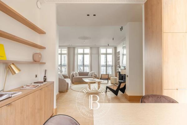 Paris 7ème, Appartement 3 Chambres -  177 m² à vendre