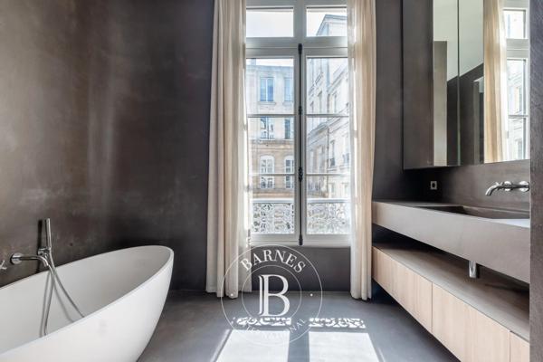 Paris 7ème, Appartement 3 Chambres -  177 m² à vendre