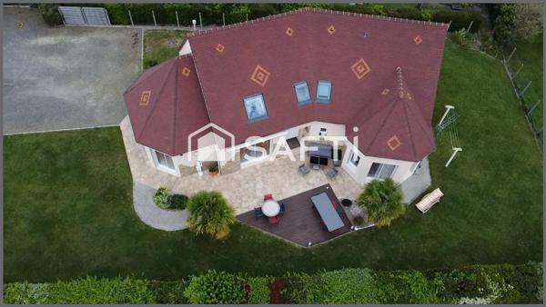 Safti-Benjamin Marcouiller vous propose : Pavillon 9 pièces.