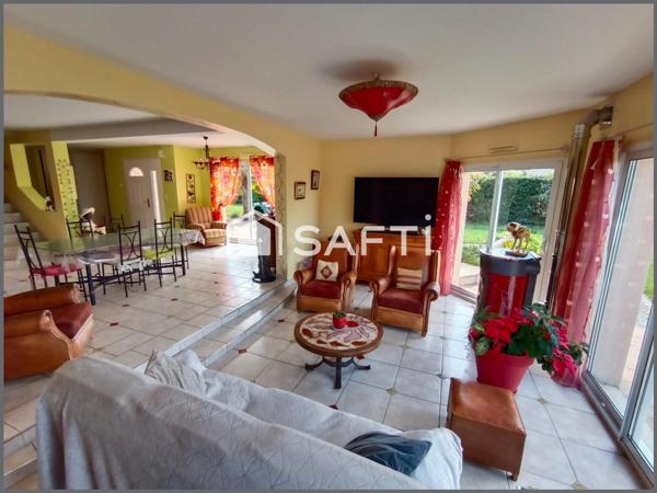 Safti-Benjamin Marcouiller vous propose : Pavillon 9 pièces.