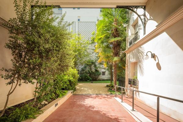 Appartement Paris 16e - VICTOR HUGO / POMPE