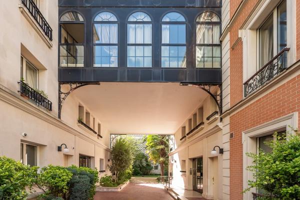 Appartement Paris 16e - VICTOR HUGO / POMPE