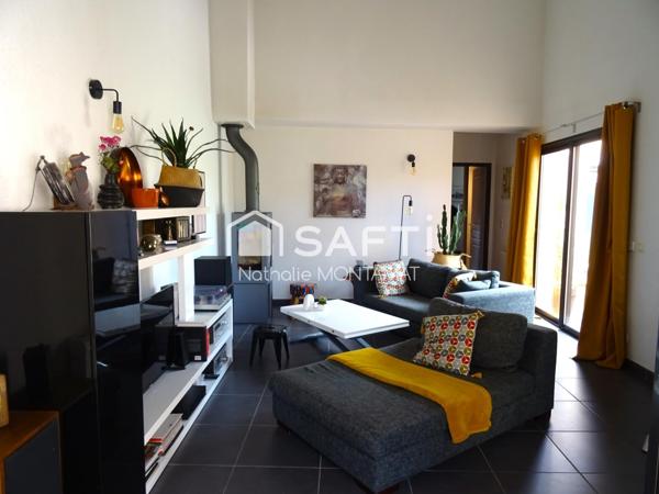 TUCHAN, 2 MAISONS DE PLAIN-PIED SUR 1152M²,GARAGES