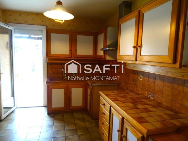 TUCHAN, 2 MAISONS DE PLAIN-PIED SUR 1152M²,GARAGES