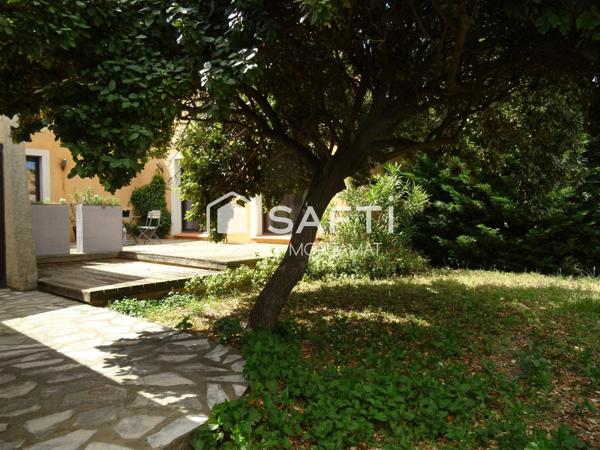 TUCHAN, 2 MAISONS DE PLAIN-PIED SUR 1152M²,GARAGES