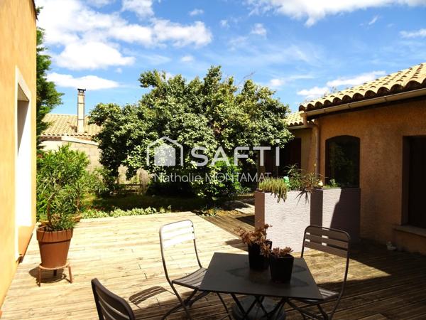 TUCHAN, 2 MAISONS DE PLAIN-PIED SUR 1152M²,GARAGES