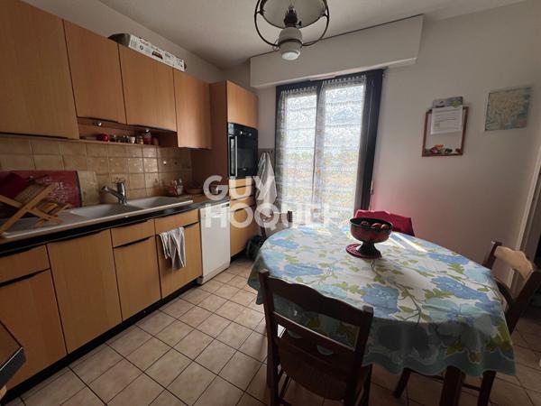 Appartement T3 de 78 m² à Dax avec place de parking