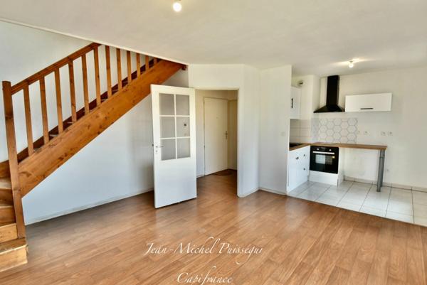 Appartement Duplex 3 pièces de 52m2 à Vendre SAINT GAUDENS (31), Parking Aérien, Vue Pyrénées