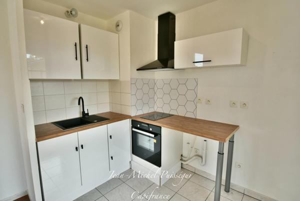 Appartement Duplex 3 pièces de 52m2 à Vendre SAINT GAUDENS (31), Parking Aérien, Vue Pyrénées