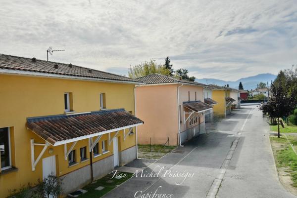 Appartement Duplex 3 pièces de 52m2 à Vendre SAINT GAUDENS (31), Parking Aérien, Vue Pyrénées