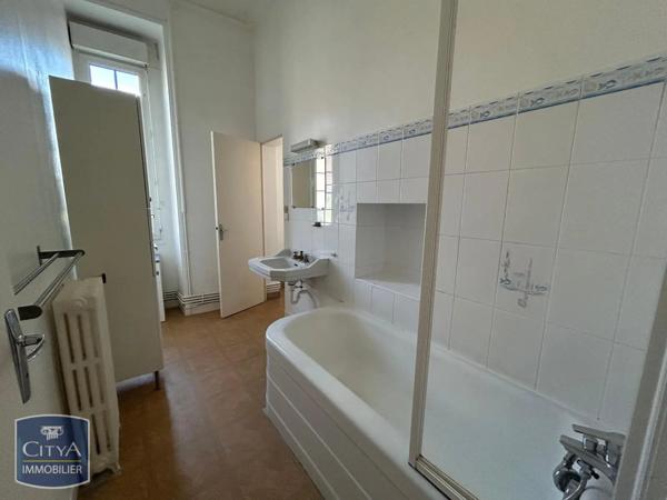 Appartement à louer 2 pièces 46.58m²