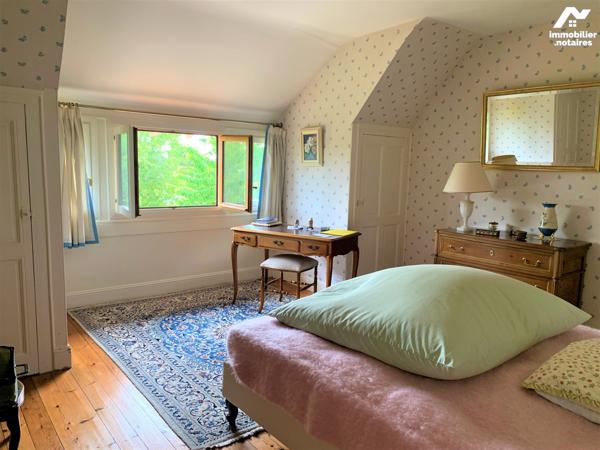 Très Belle maison à LOUVIERS, Quartier "LES MONTS", produit rare à la vente.