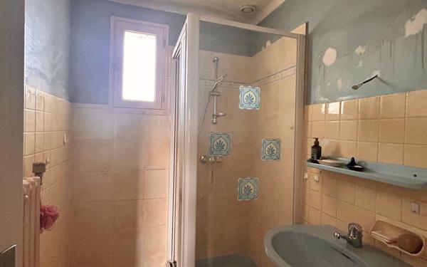 Maison à vendre    6 pièces • 172,93 m2 Chazay-d'Azergues