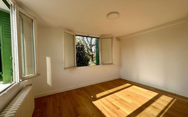 Maison à vendre    6 pièces • 172,93 m2 Chazay-d'Azergues