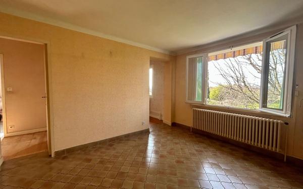 Maison à vendre    6 pièces • 172,93 m2 Chazay-d'Azergues