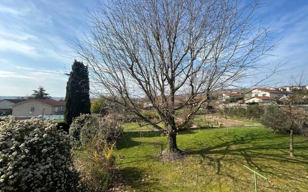 Maison à vendre    6 pièces • 172,93 m2 Chazay-d'Azergues