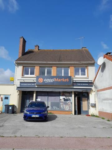 Immeuble
         5 pièces
        - 150 m² 276 040 € *