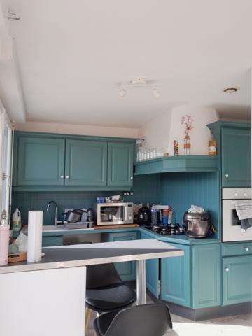 Immeuble
         5 pièces
        - 150 m² 276 040 € *
