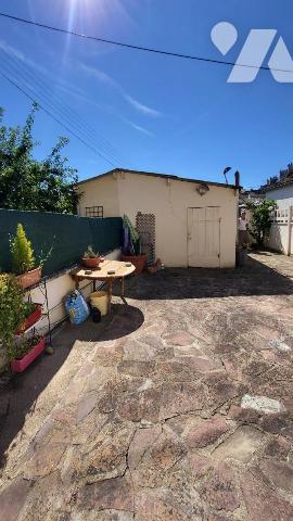 Maison de ville sur 112 m² en bon état