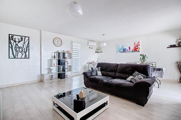 Magnifique appartement T3/4 lumineux avec vue dégagée Vitrolles