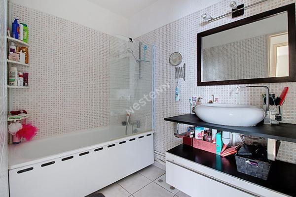 Magnifique appartement T3/4 lumineux avec vue dégagée Vitrolles