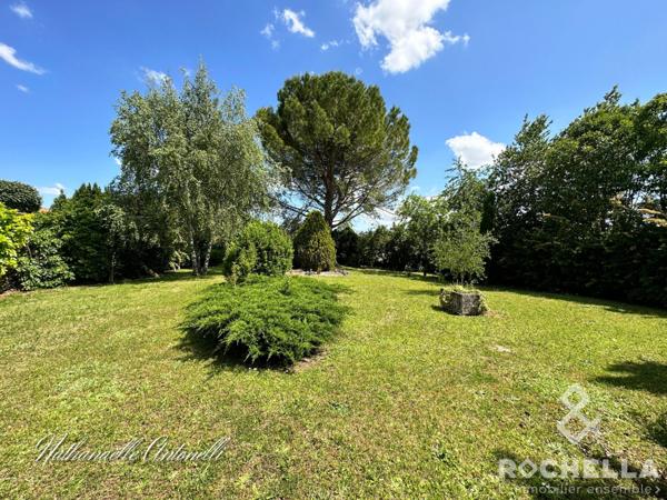 MAISON ANCIENNE PROCHE COMMODITES AVEC ANCIENNE ÉTABLE