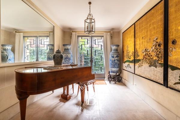 Neuilly-sur-Seine, Hôtel particulier 5 Chambres -  392 m² à vendre