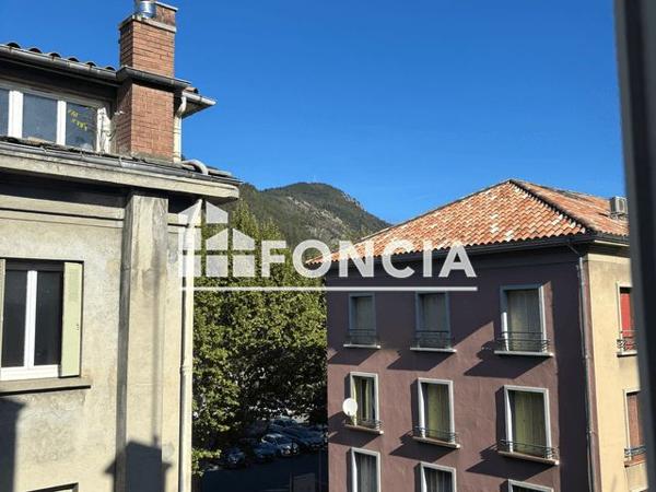 Location Appartement 2 pièces 41 m² - 7 BOULEVARD GASSENDI Digne-les-bains 04000