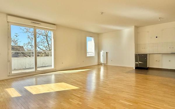 Appartement à vendre    3 pièces • 82,22 m2 Morangis