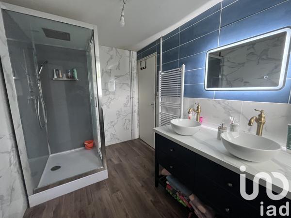 Maison à vendre 7 pièces 170 m² Saint-Just-en-Chevalet