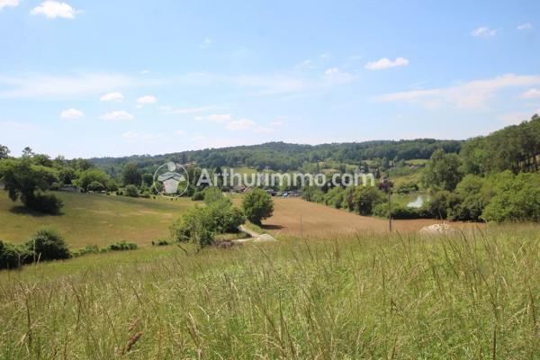 Vente Terrain 6820 m2 à Neuvic