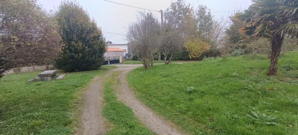 Terrain 350m² libre de constructeur