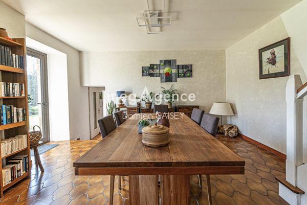 Maison à PLEUMEUR-BODOU, 22560 - 7 pièces 131m²