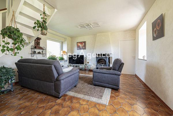 Maison à PLEUMEUR-BODOU, 22560 - 7 pièces 131m²