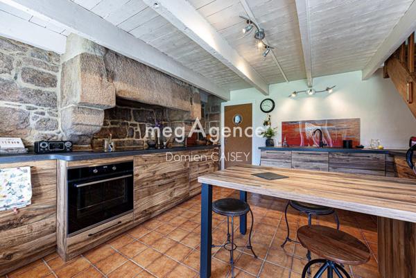 Maison à PLEUMEUR-BODOU, 22560 - 7 pièces 131m²