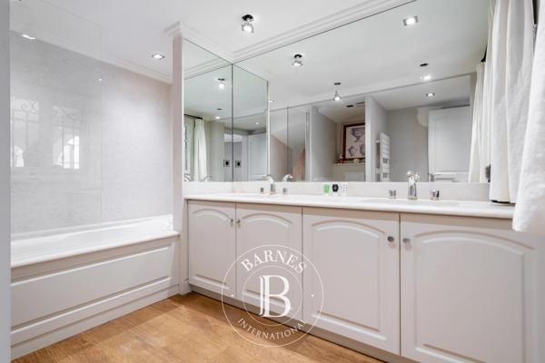 Cannes, Villa 6 Chambres -  430 m² à vendre