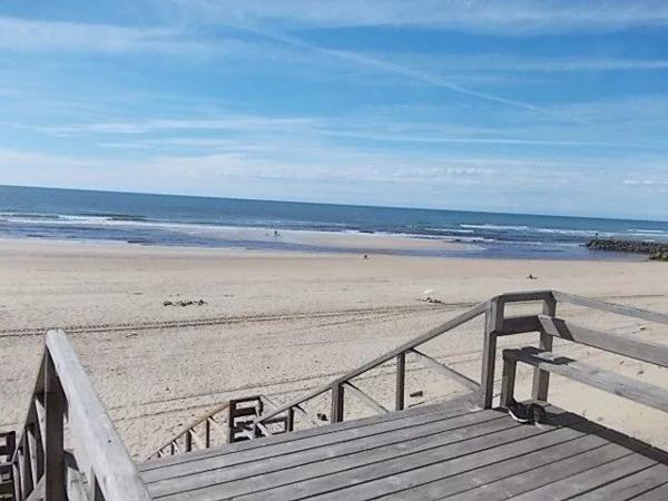 Location de vacances                                                      Appartement
                        
                     2 pièces                      44 m2                     à Mimizan