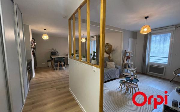 Appartement à vendre    3 pièces • 54,73 m2 Vénissieux