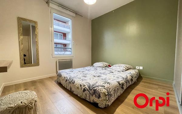 Appartement à vendre    3 pièces • 54,73 m2 Vénissieux