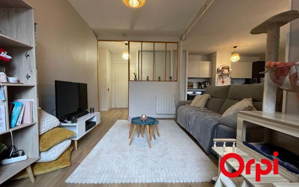 Appartement à vendre    3 pièces • 54,73 m2 Vénissieux