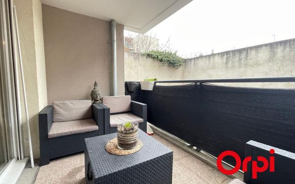 Appartement à vendre    3 pièces • 54,73 m2 Vénissieux