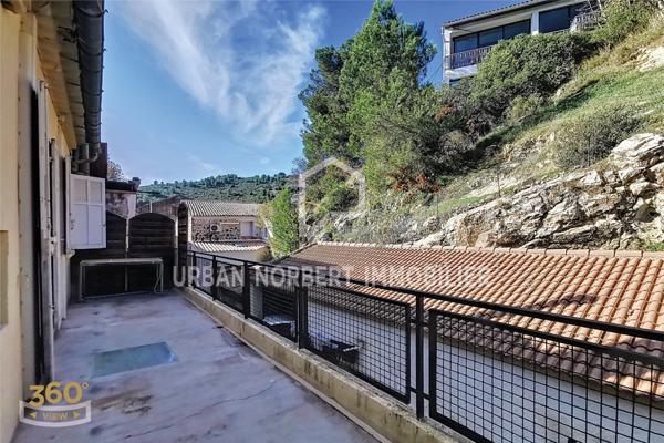 Septèmes-les-Vallons (13240) Immeuble de rapport 3 lots libre avec 2 appartements et 1 local